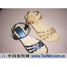 潮州市新桥机械制鞋厂 -822-64ta 女鞋